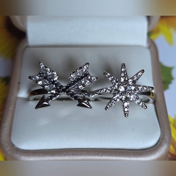 Simply Vera Wang Silver Star Arrow Ring Size 8 - Picture 5 of 11